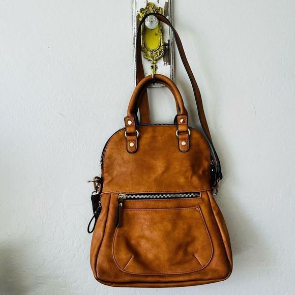 VICI Urban Expressions flap bag camel NWOT long strap and handles 2 way wear cro - Picture 2 of 16